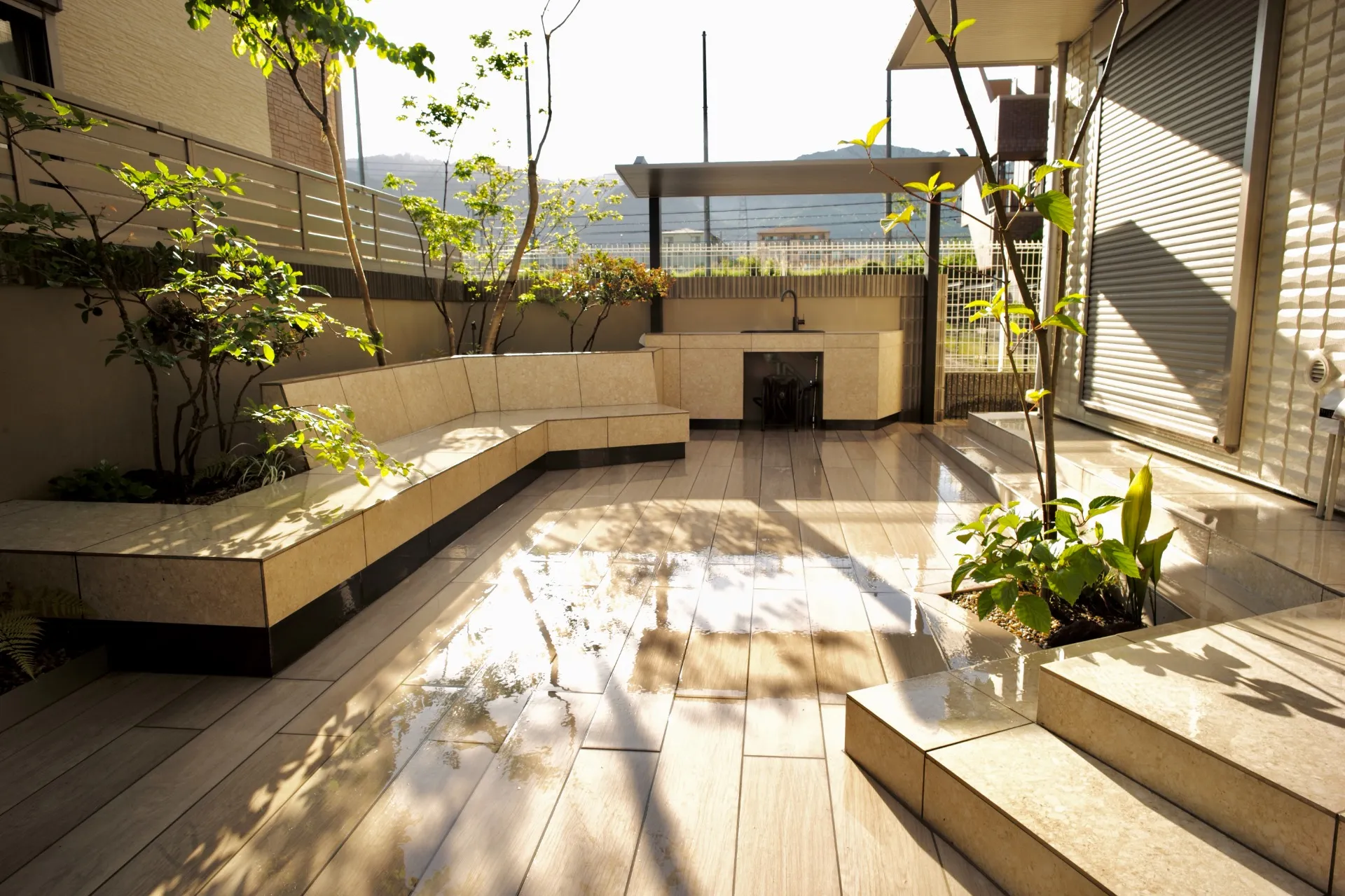 vol.11 草津市|外壁修繕工事などタイルテラスと木漏れ日ガーデン|へーベルハウス
