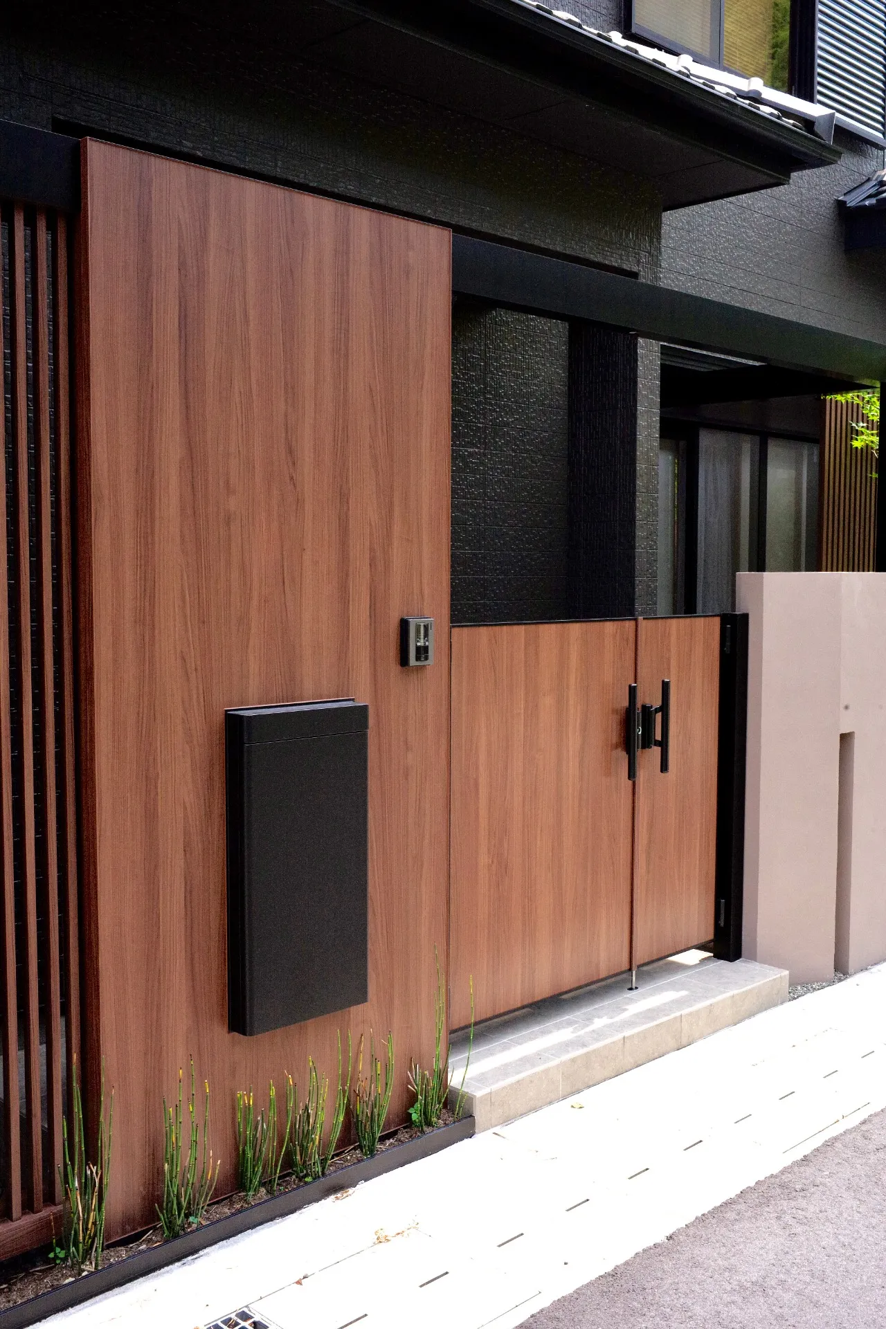 vol.21 近江八幡市|屋外トータルリフォーム| LIXIL Gスタイル